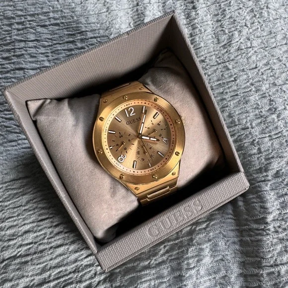 Watch Guess - Picture 3 of 7